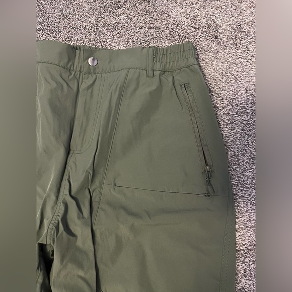 Waterproof shorts - Picture 3 of 3